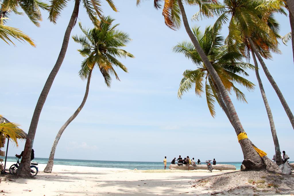 Whiteshell Island Hotel & Spa Maafushi Exterior foto